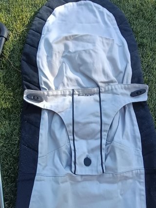 Hamaca BabyBjörn Balance + 2 fundas + juguete