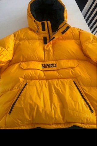 Chaqueta Tommy Jeans Amarilla