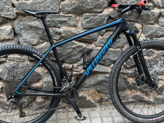 Bicicleta Specialized Montaña Negra/Azul