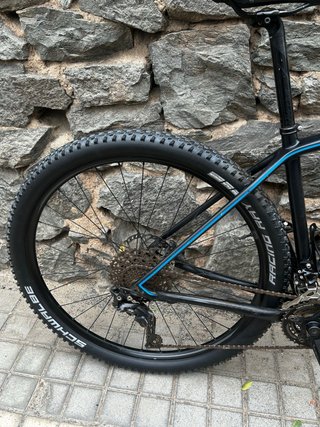 Bicicleta Specialized Montaña Negra/Azul