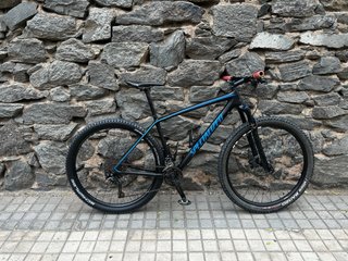 Bicicleta Specialized Montaña Negra/Azul