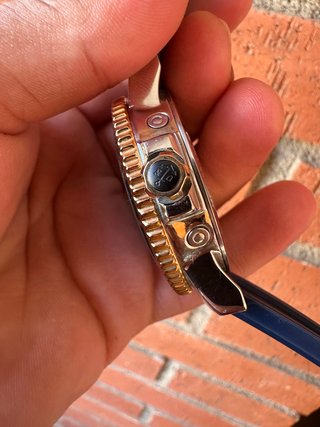 Reloj Ulysse Nardin Negro y Dorado