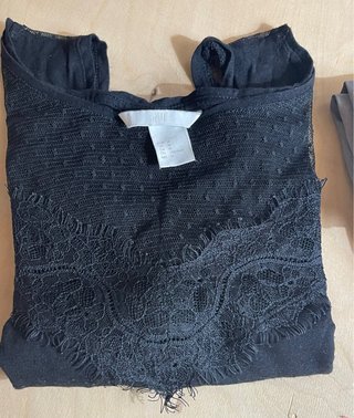 Maglia grigia in tessuto leggero