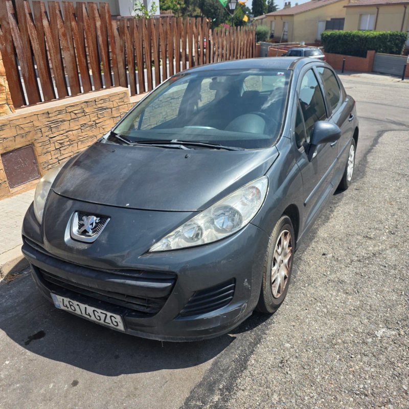 Peugeot 207 2010 - foto 1