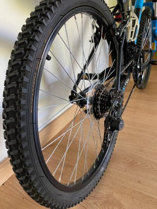 Bicicleta 24" Rockrider ST 500 COMO NUEVA