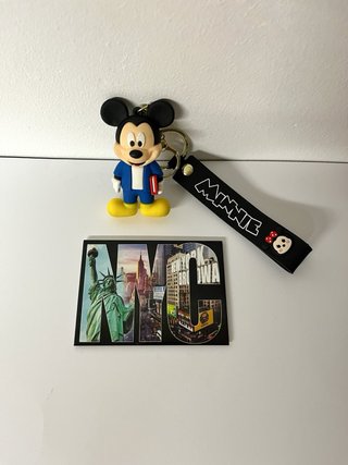 Lote imán Nueva York y llavero Mickey