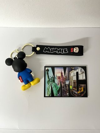 Lote imán Nueva York y llavero Mickey