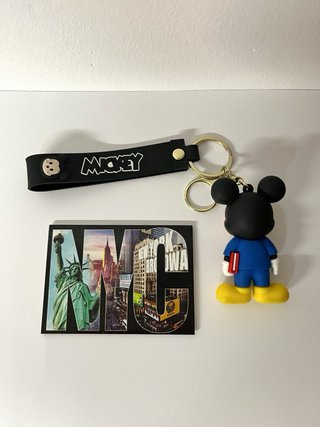 Lote imán Nueva York y llavero Mickey