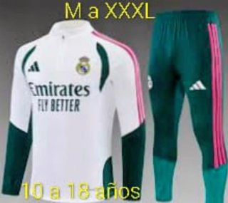 Conjunto deportivo verde y blanco