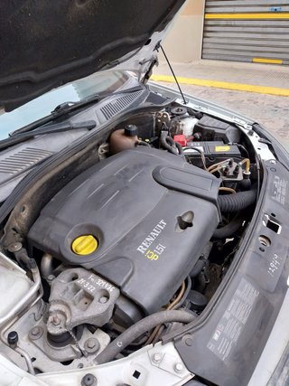 Renault Clio 2003