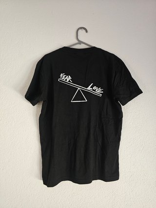 4 Camisetas Negras Estampadas