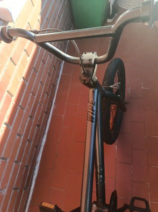 Bicicleta BMX WIPE 20 Negra