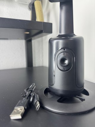 Trípode P01 Seguimiento Facial 360° IA