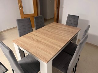 Mesa comedor y 6 sillas