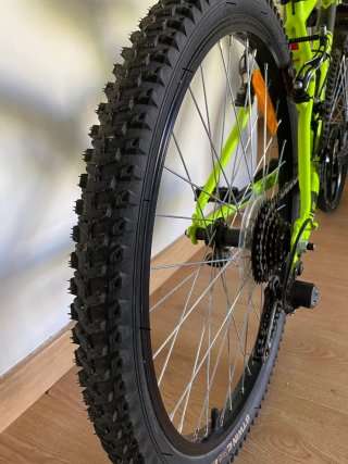 Bicicleta 24" Bwin Rockrider ST 500 COMO NUEVA