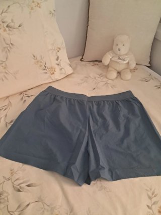 Pantalón corto deportivo azul Talla L marca Roly