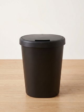 Cubo Basura Ovalado Negro 20L