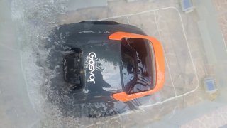 Robot Limpiafondos Gosvor Piscina Inalámbrico