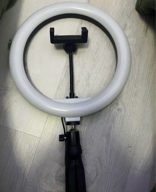 Aro de luz con soporte para móvil