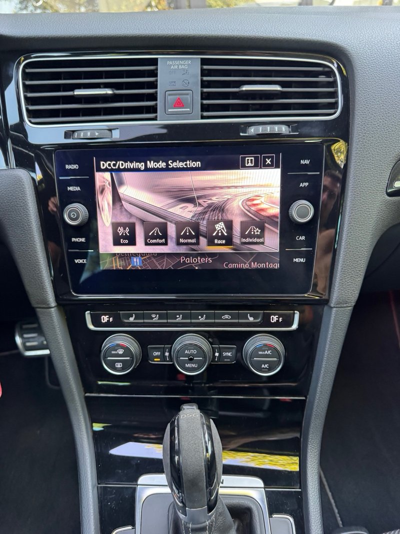 Volkswagen Golf 2018, foto 23