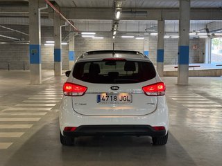 KIA Carens UNICO DUEÑO + LIBRO DE REVISIONES