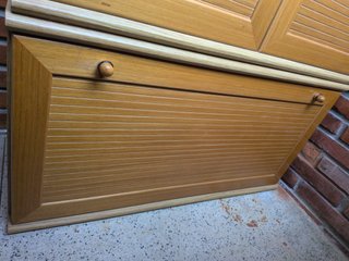 Mueble de salón madera claro