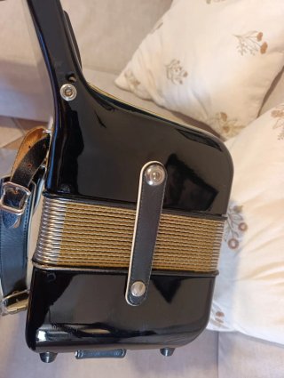 Hohner Concerto III Acordeón