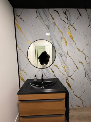 Mueble de baño madera y negro