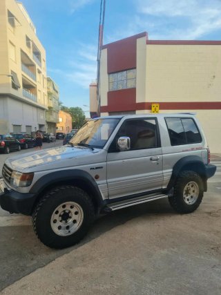 Mitsubishi Montero 1991