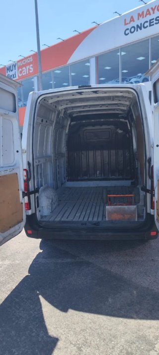 Furgoneta Renault Máster.