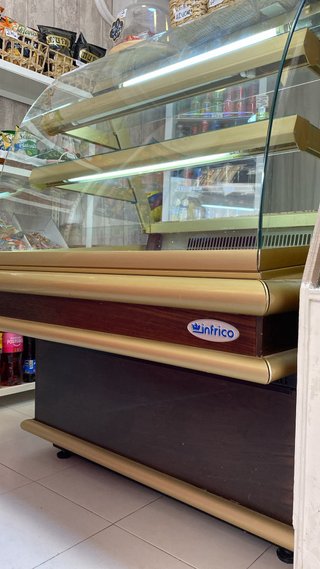 Vitrina Refrigerada con Iluminación