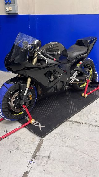 Yamaha R6