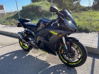 Yamaha R6