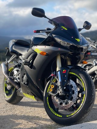 Yamaha R6