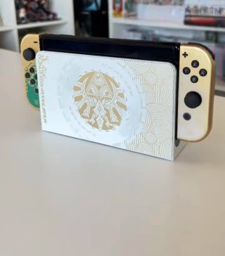 Nintendo Switch OLED Edición ZELDA + 4 Juegos