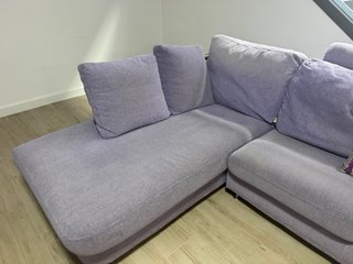 Sofá chaise longue lila 240x165
