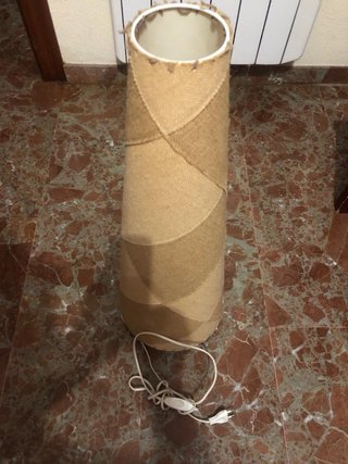 Lámpara de sobremesa tela y yute