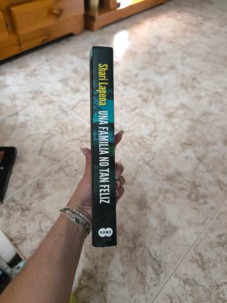 Una familia no tan feliz. Shari Lapena