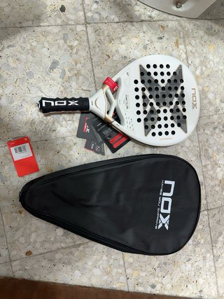 Nox AT10 12K 2026 Pala Pádel