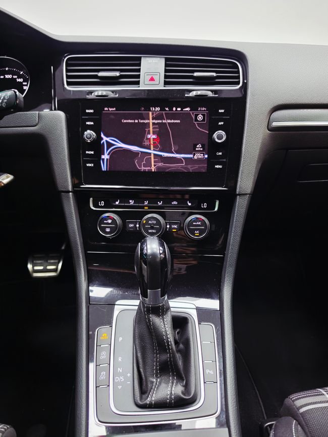 Volkswagen Golf VII Variant 2.0 TDI BMT GTD DSG 2018, foto 18