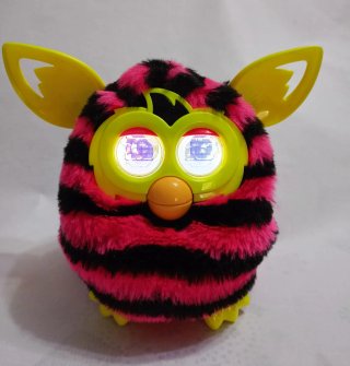 Hasbro Furby Boom  (Sin Sonido)