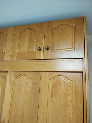 Armario de madera roble para habitación