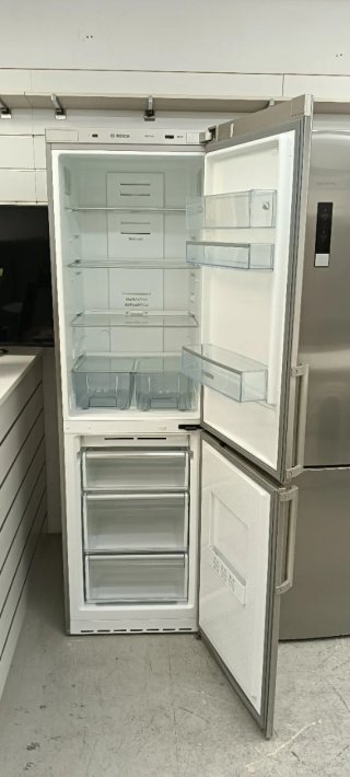 NEVERA COMBI BOSCH NO FROST ENERGÍA A+