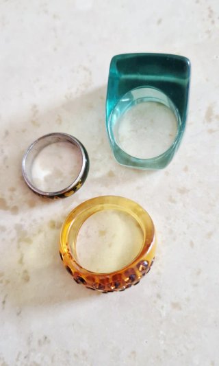 Lotto 3 anelli Y2K rings plexiglass, strass