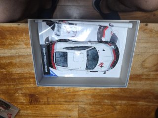 Puzzle 3D Ravensburger Porsche 911 GT3 Cup