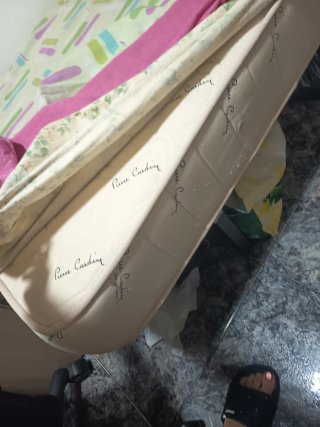 Cama completa con cabecero
