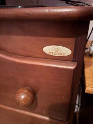 Cómoda MI CUNA madera color nogal con ruedas