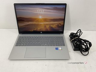 pc portatil hp pavilion 15-fd0301ns (nc)