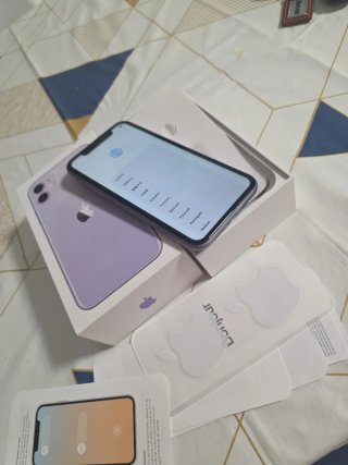iPhone 11 64GB Morado