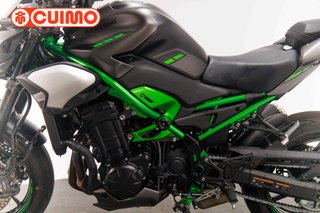 KAWASAKI Z 900